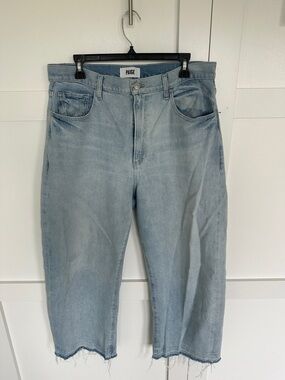 PAIGE Light Wash Cropped Ankle Jeans